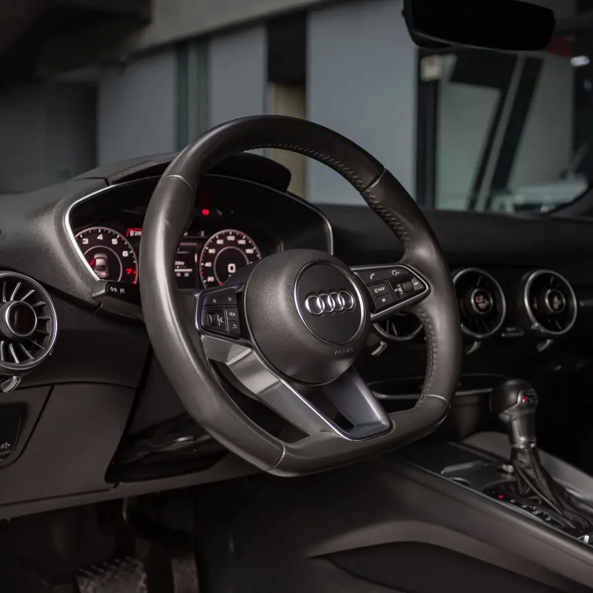 Cupê Audi TT 2018 em Curitiba — foto 4