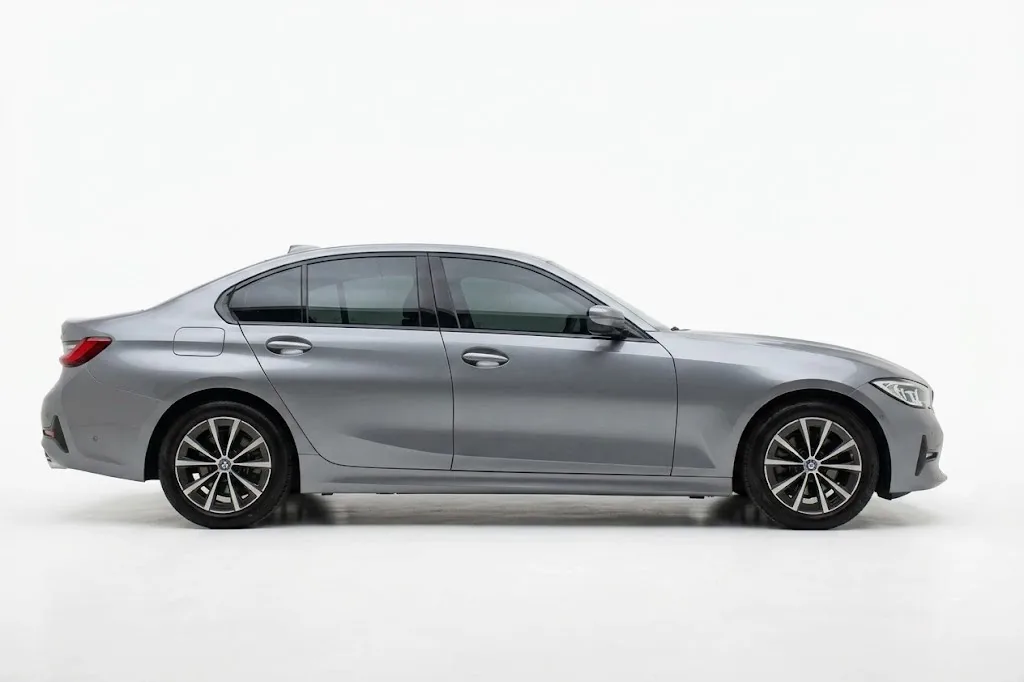 Sedã BMW 320i G20 2026 em Recife — foto 3
