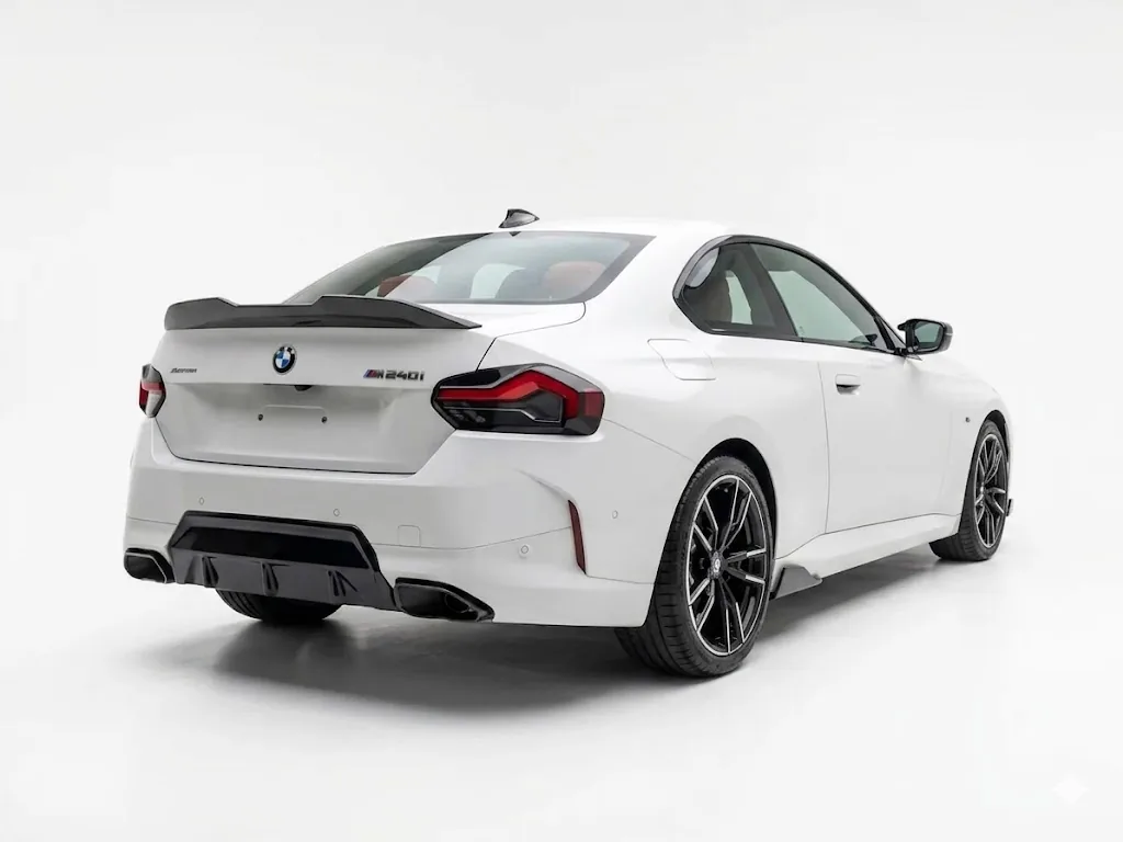Sedã BMW M240i 2026 em São Paulo — foto 4