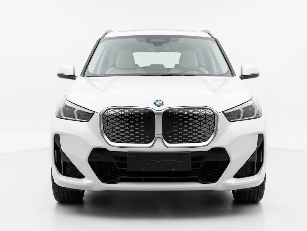 SUV BMW X1 eDrive 2026 em São Paulo — foto 2