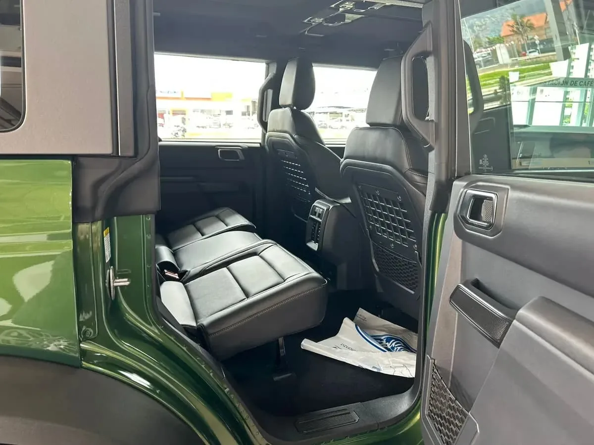 Caminhonete Ford Bronco Badlands 2026 em Manaus — foto 7