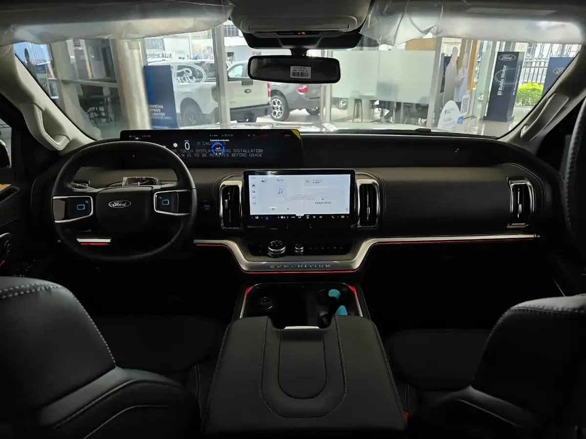 Caminhonete Ford Expedition Platinum 2026 em Rio de Janeiro — foto 6