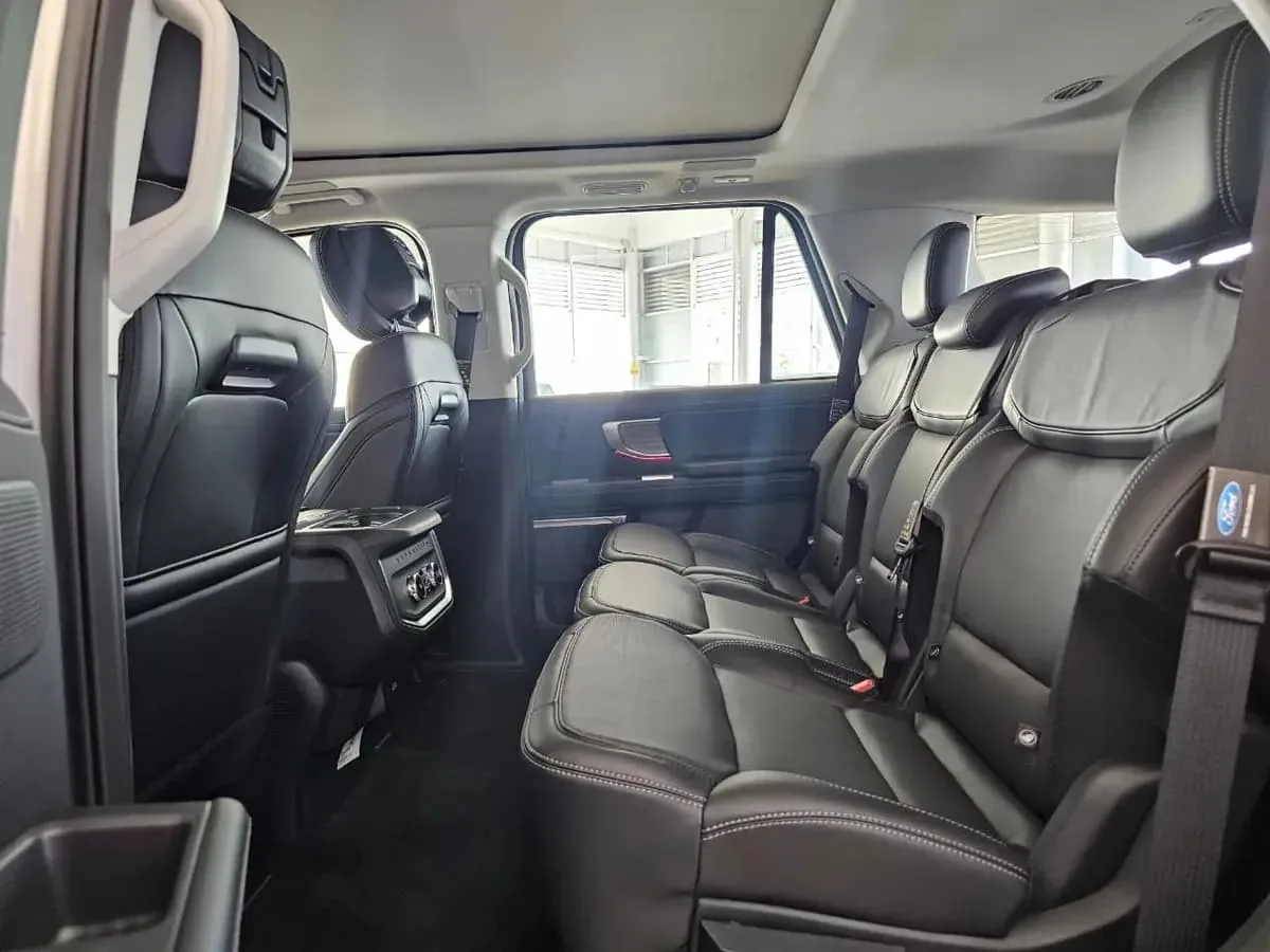 Caminhonete Ford Expedition Platinum 2026 em Rio de Janeiro — foto 7