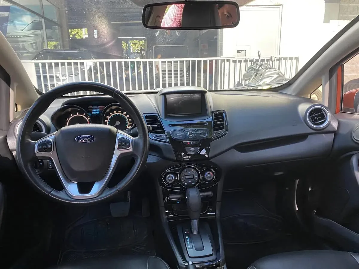 Sedã Ford Fiesta Titanium 2019 em Manaus — foto 6