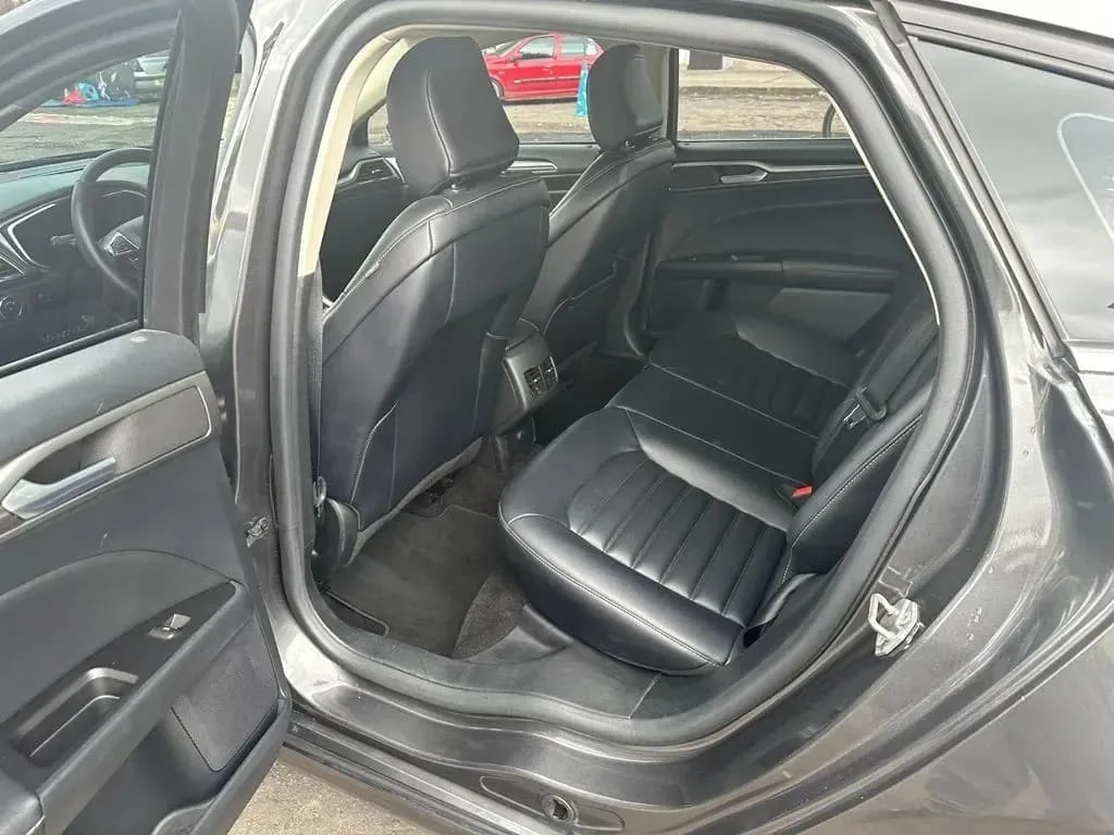 Sedã Ford Fusion SEL Hybrid 2020 em São Paulo — foto 4