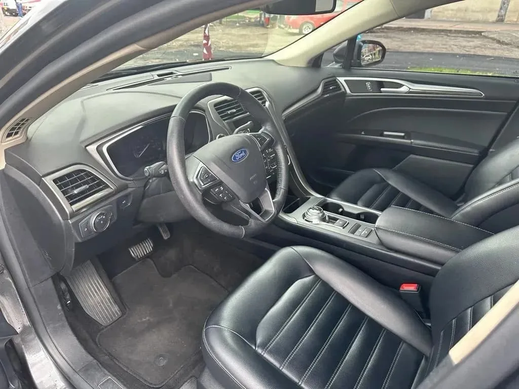 Sedã Ford Fusion SEL Hybrid 2020 em São Paulo — foto 3