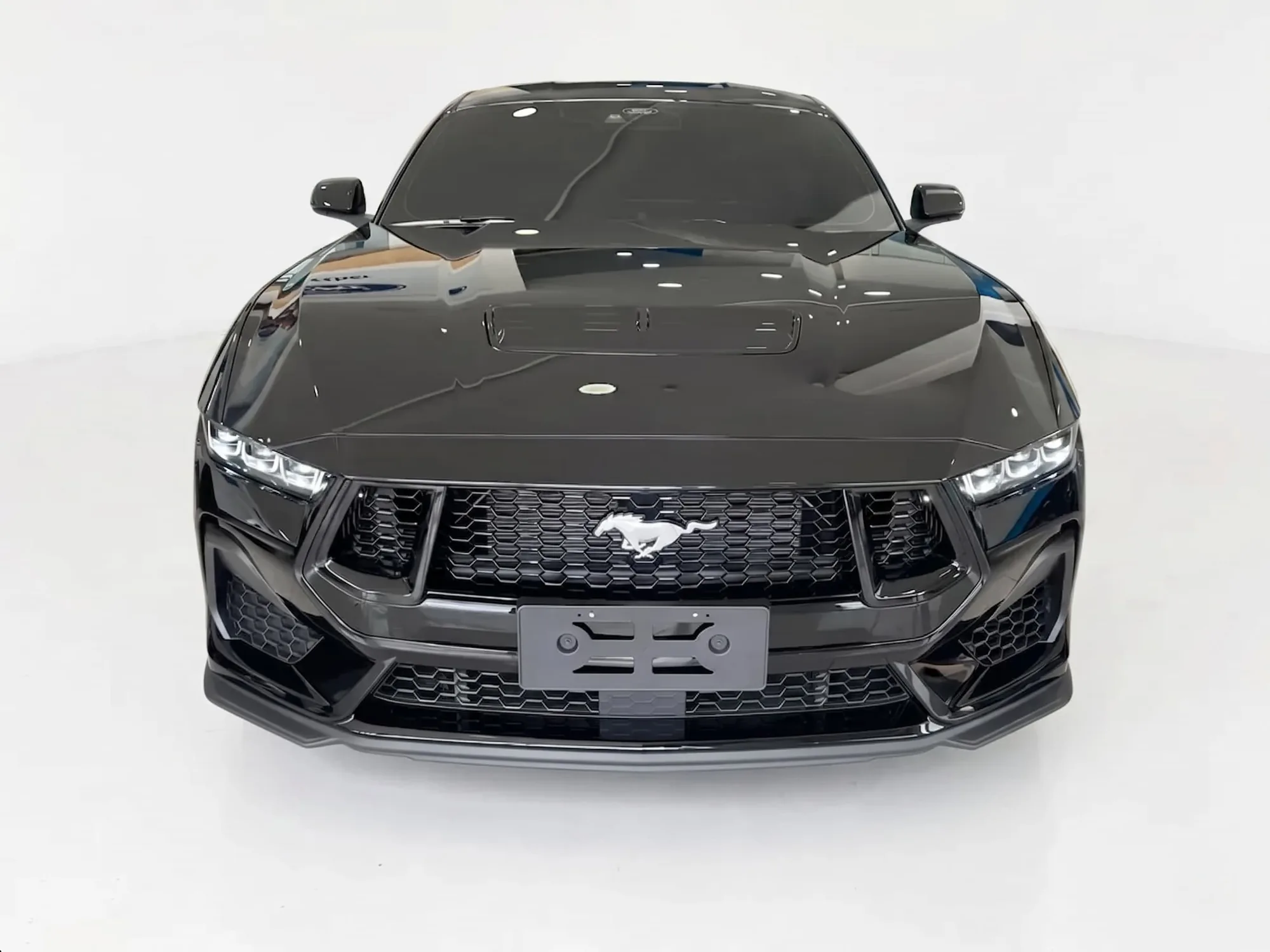 Cupê Ford Mustang GT 2026 Premium em Goiânia — foto 2