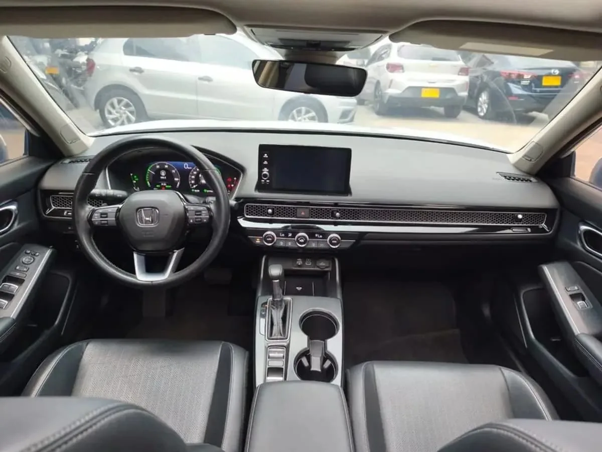 Sedã Honda Civic E-HEV 2023 em Campinas — foto 7