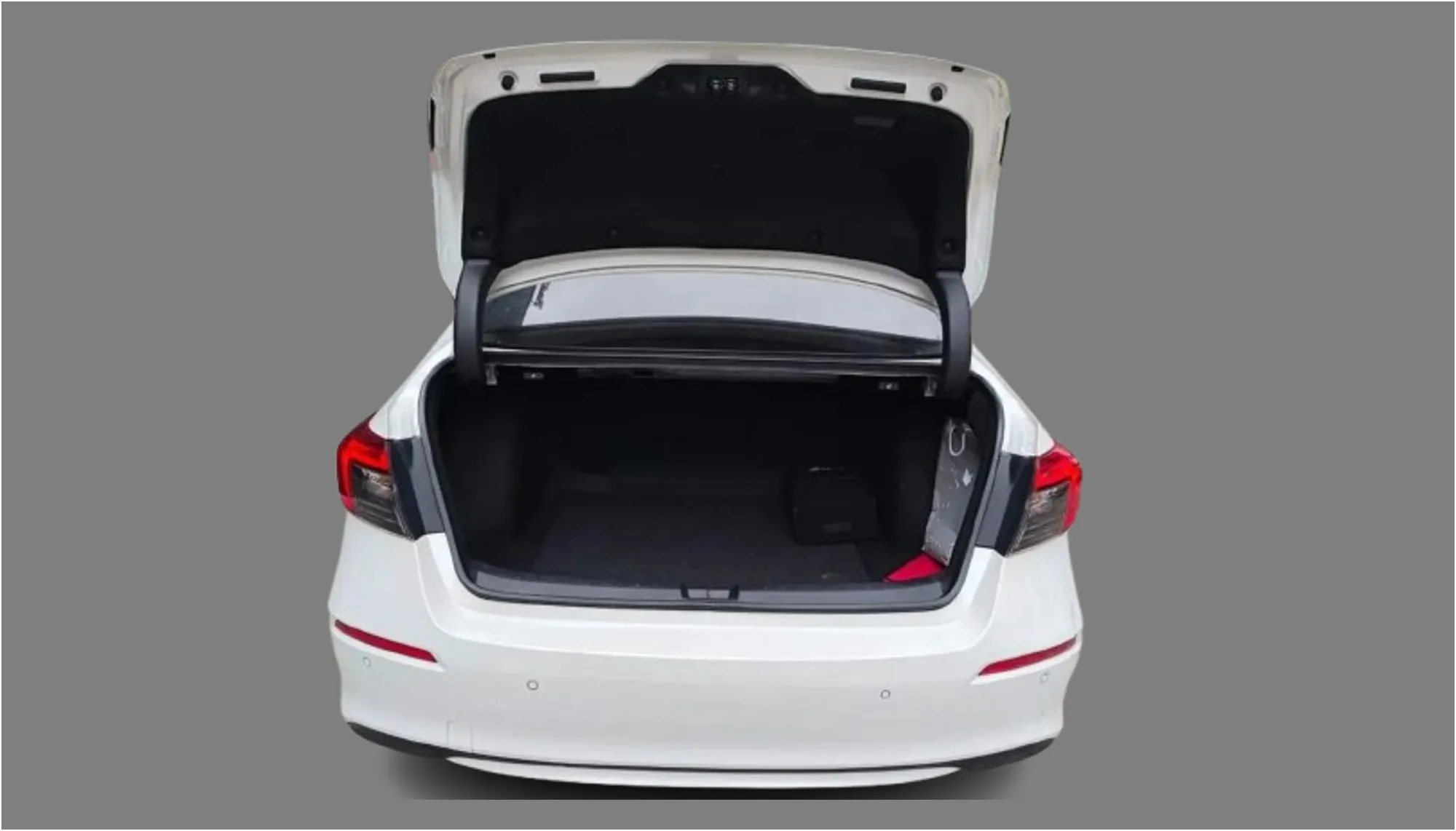 Sedã Honda Civic E-HEV 2023 em Campinas — foto 6