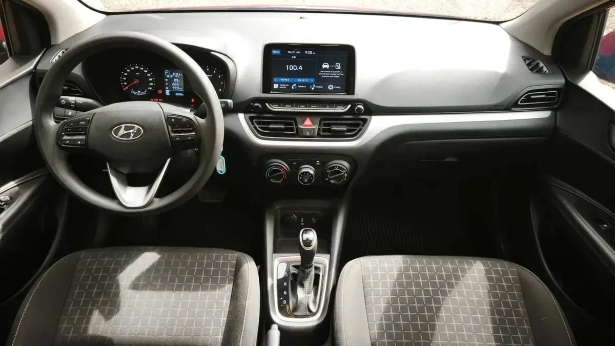 Sedã Hyundai Accent HB20S 2024 em Curitiba — foto 6