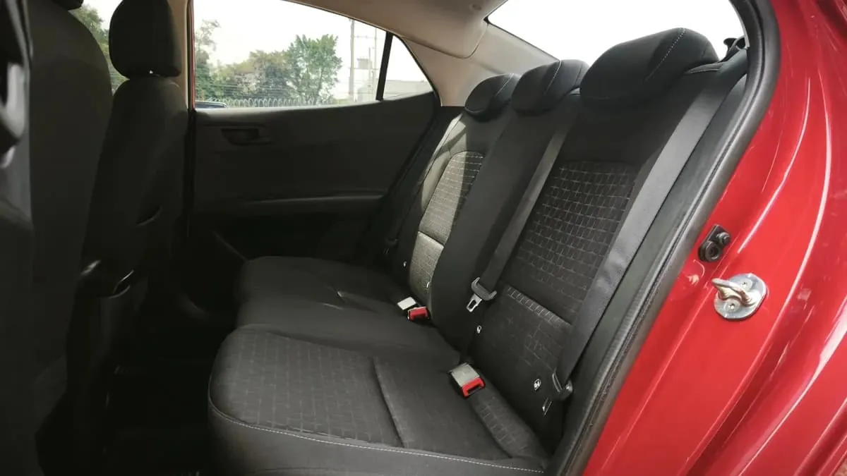 Sedã Hyundai Accent HB20S 2024 em Curitiba — foto 8