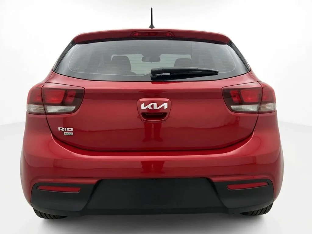 Hatchback Kia Rio Vibrant 2024 em Curitiba — foto 4