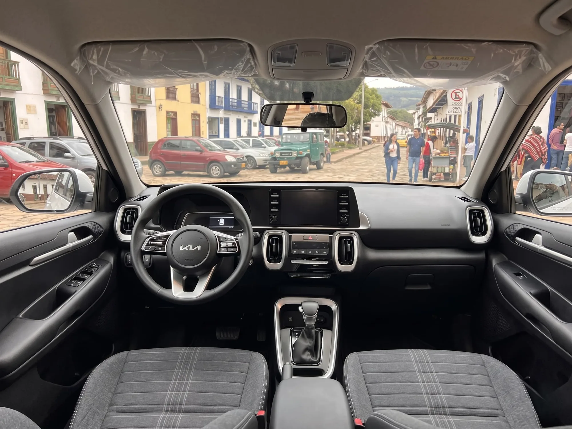 SUV Kia Sonet Vibrant 2026 em São Paulo — foto 3
