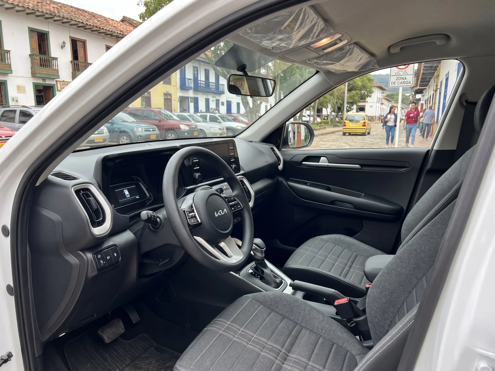 SUV Kia Sonet Vibrant 2026 em São Paulo — foto 4