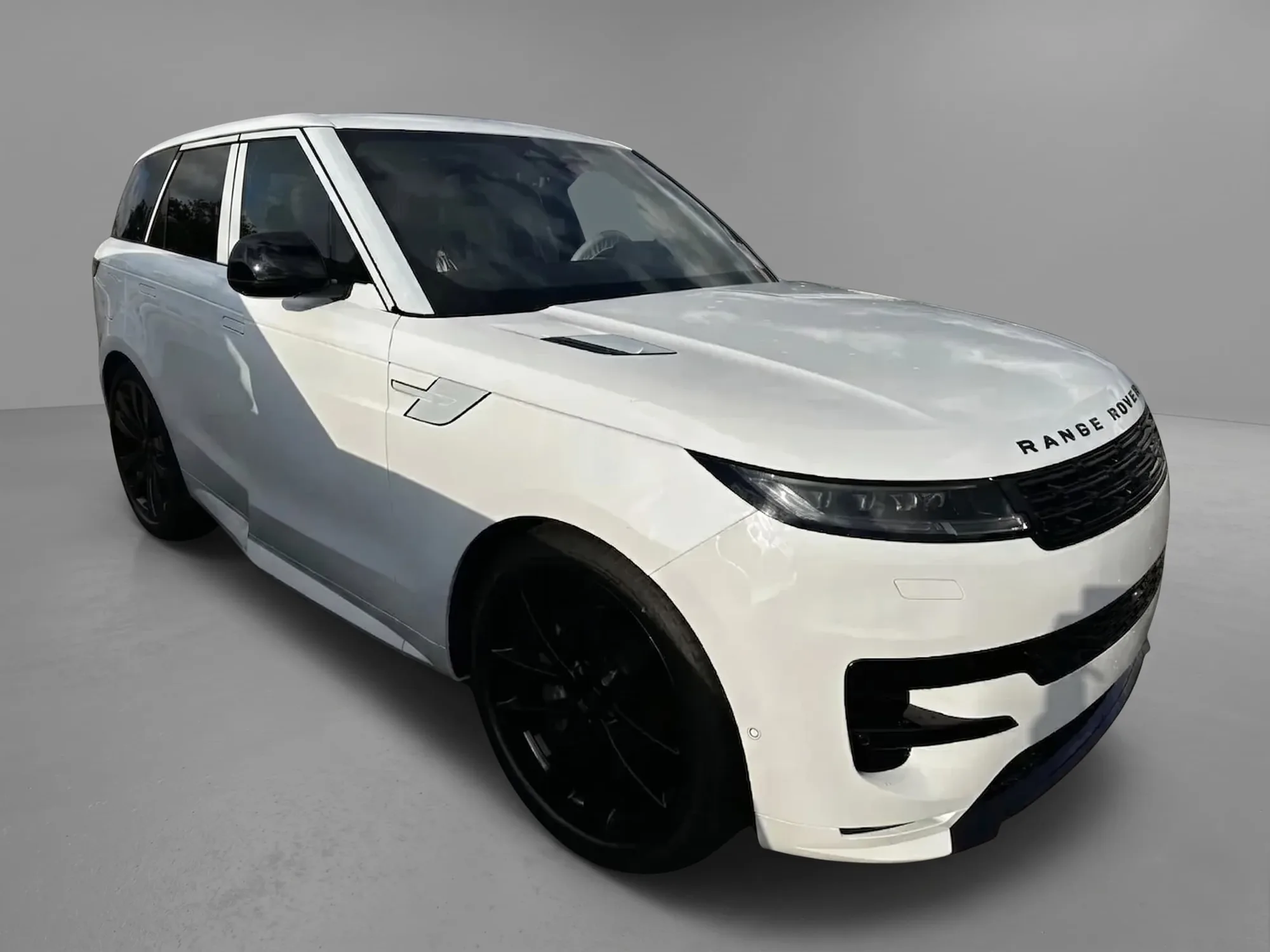 Caminhonete Land Rover Range Rover Sport 2026 em Salvador — foto 2