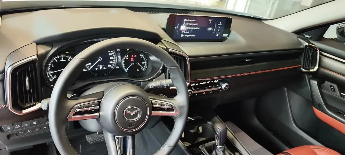SUV Mazda CX-50 2027 Grand Touring em Porto Alegre — foto 6