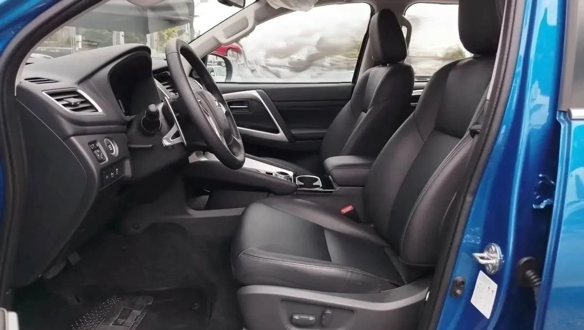 SUV Mitsubishi Montero Sport 2024 em Brasília — foto 8