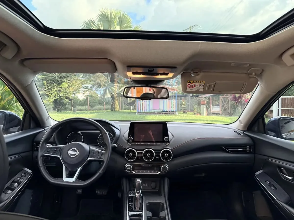 Sedã Nissan Sentra SR 2025 em Curitiba — foto 6