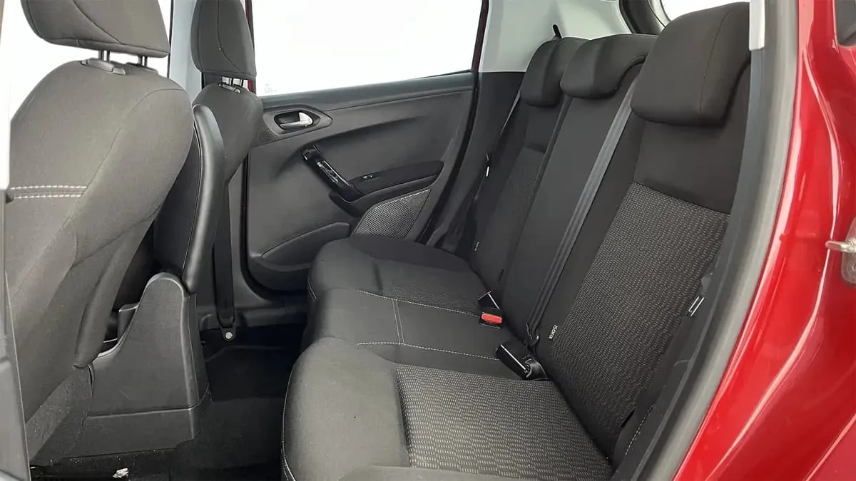 Hatchback Peugeot 208 2018 em Rio de Janeiro — foto 8