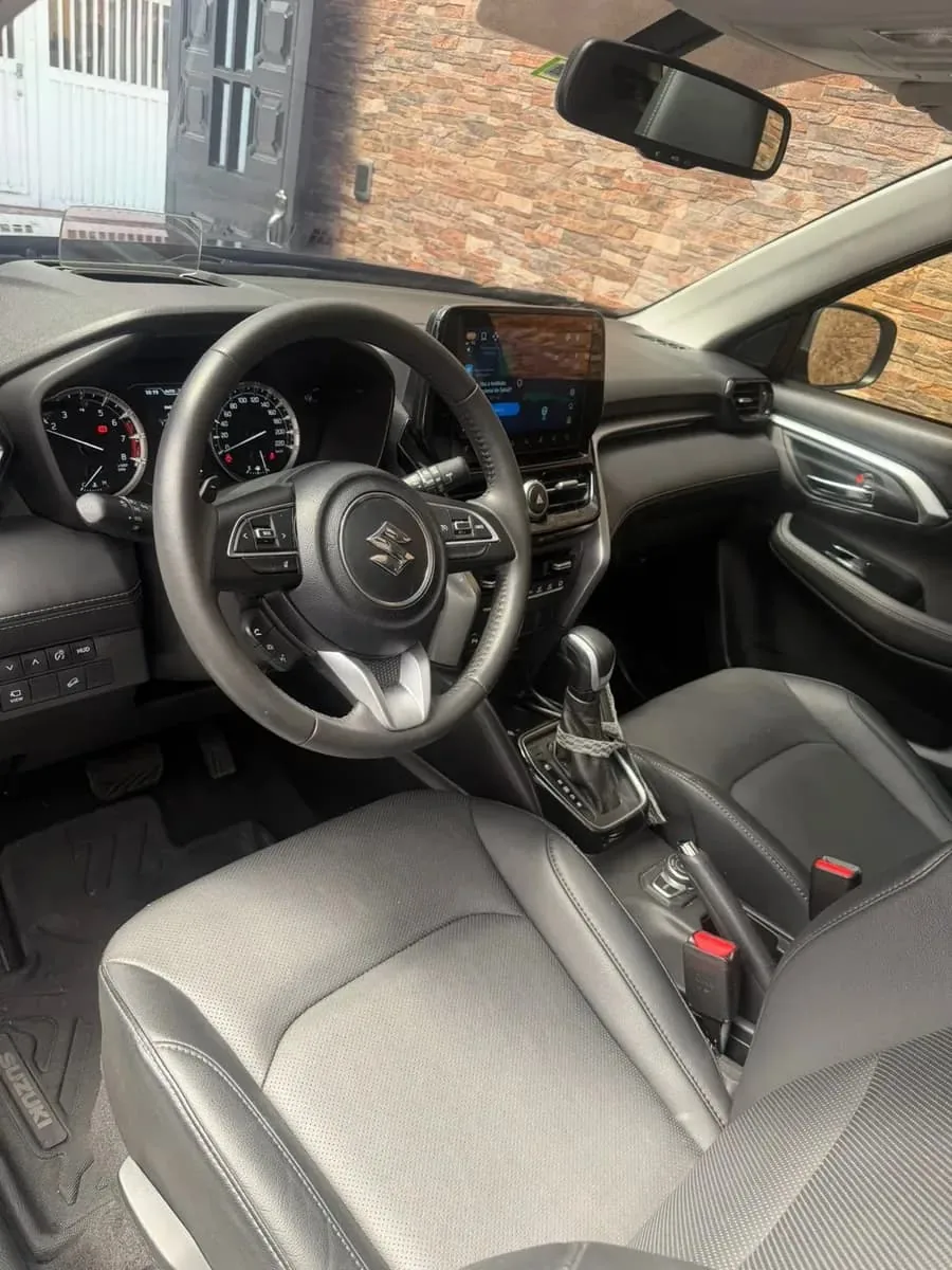 SUV Suzuki Grand Vitara 2026 em Curitiba — foto 5