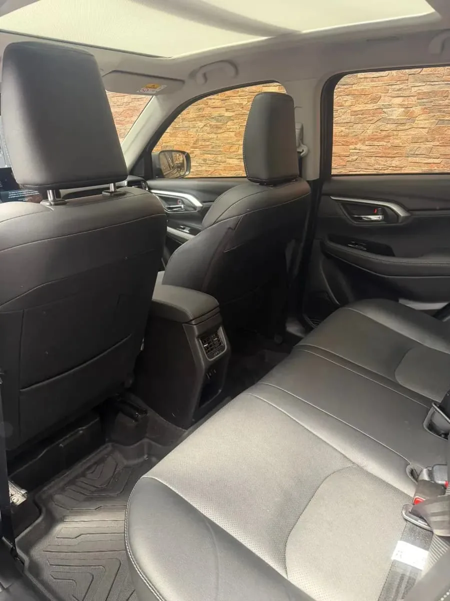 SUV Suzuki Grand Vitara 2026 em Curitiba — foto 6