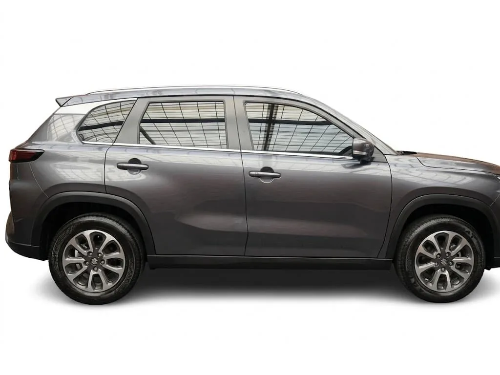 SUV Suzuki Grand Vitara 2026 em Curitiba — foto 3