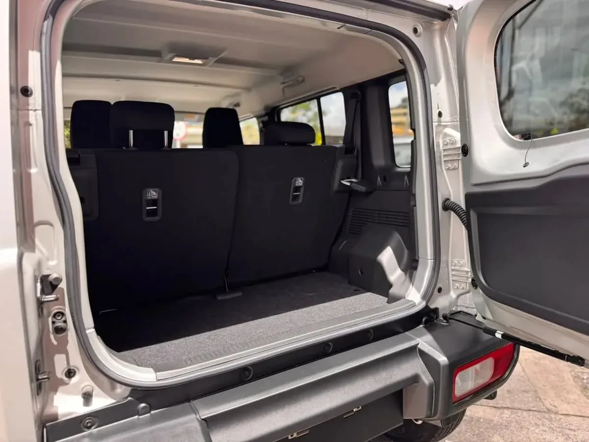 Caminhonete Suzuki Jimny GLX 2027 em Porto Alegre — foto 7