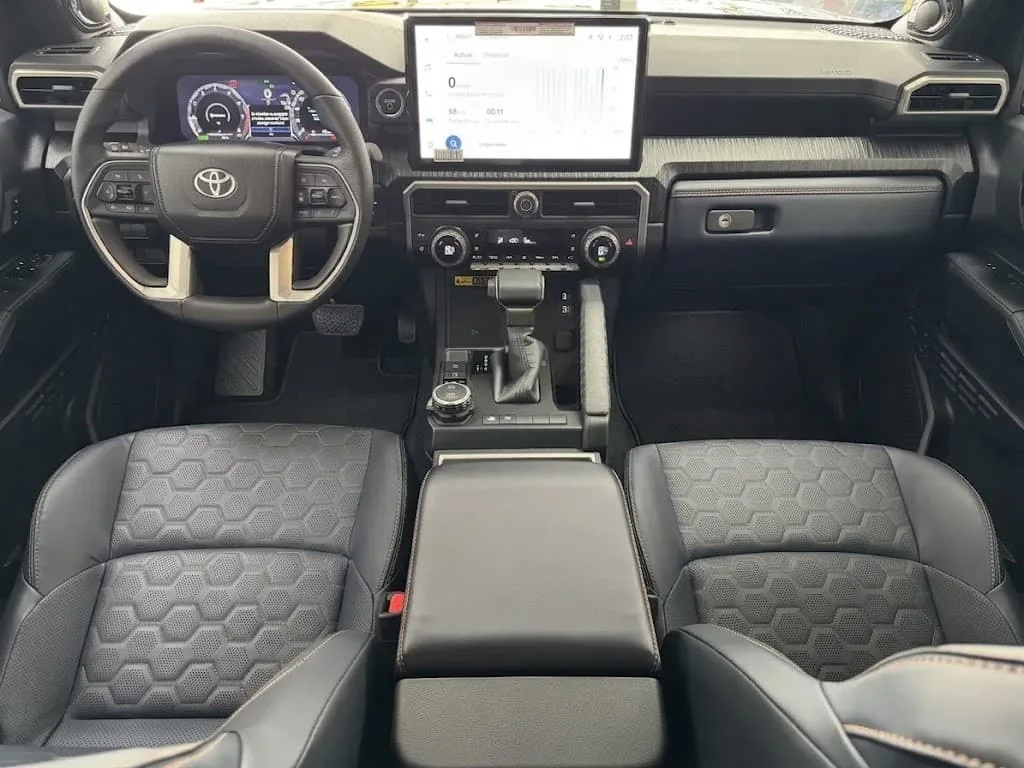 Caminhonete Toyota 4Runner Platinum 2026 em Goiânia — foto 5