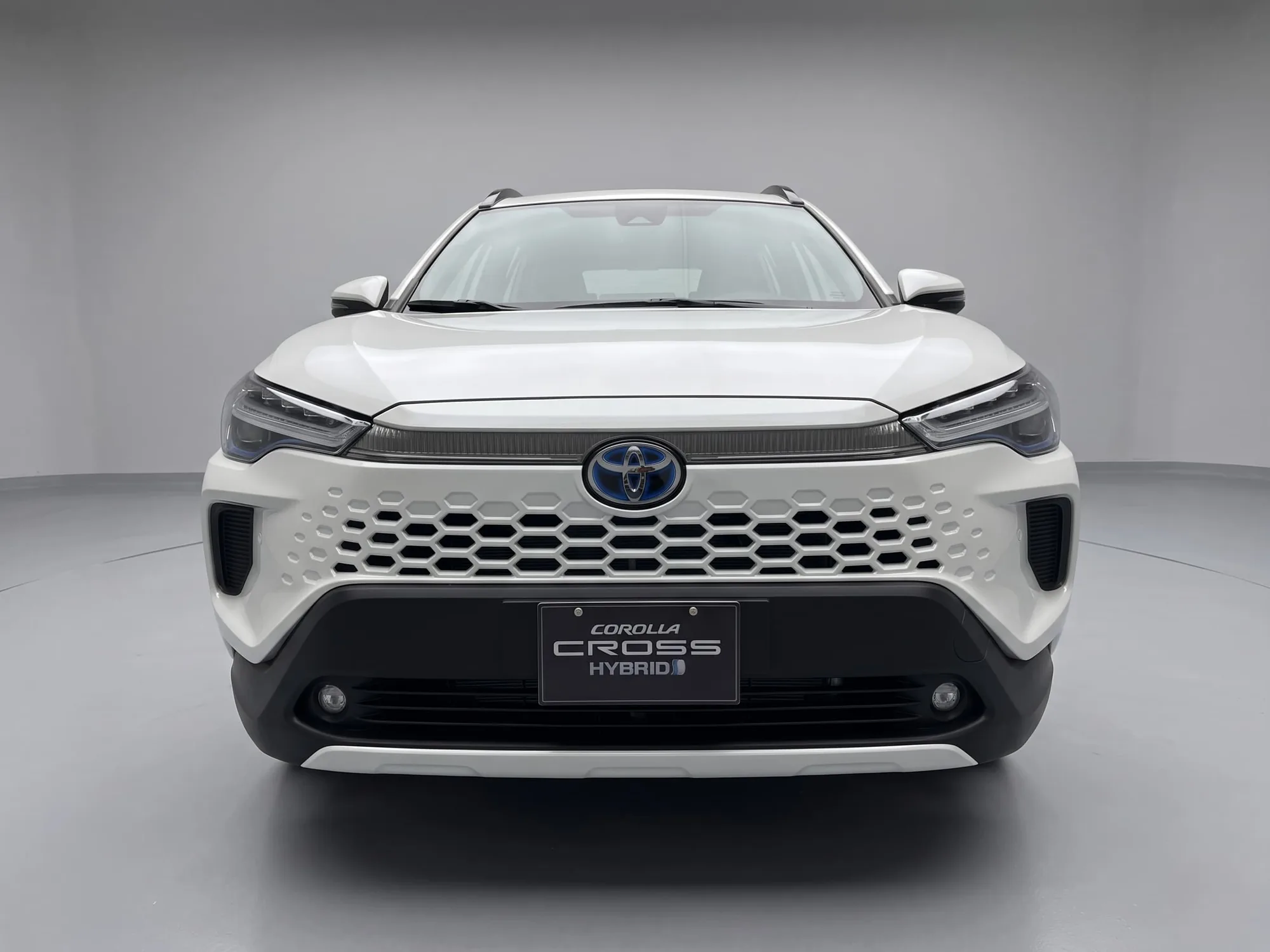 SUV Toyota Corolla Cross Hybrid 2026 em Curitiba — foto 2
