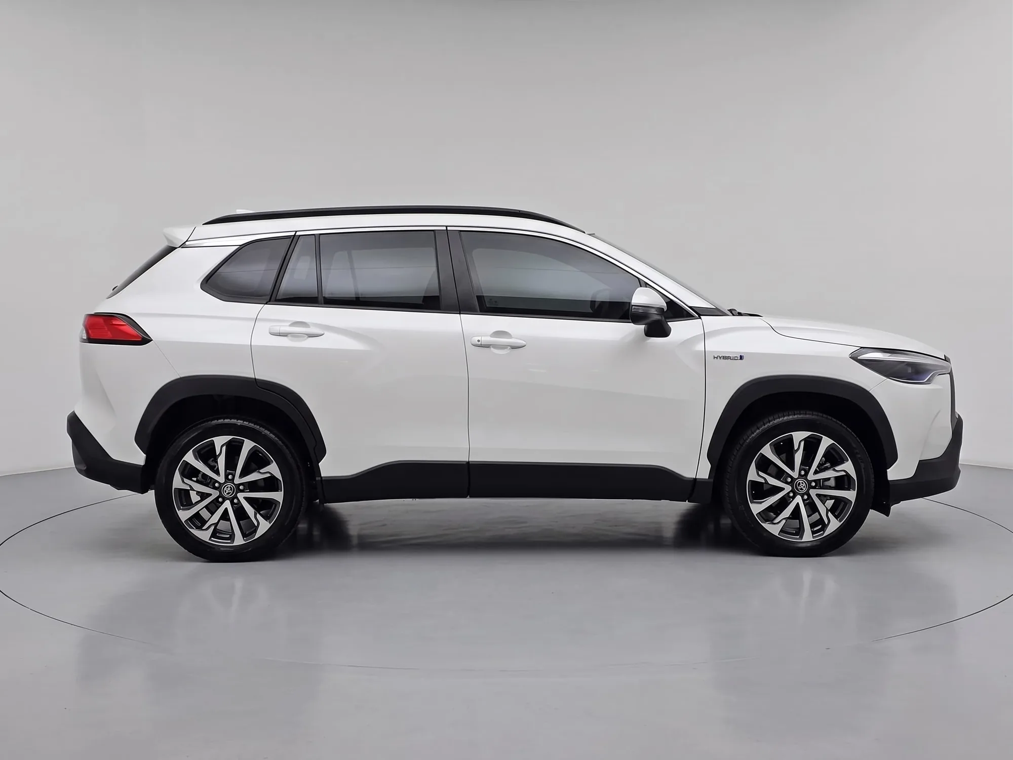 SUV Toyota Corolla Cross Hybrid 2026 em Curitiba — foto 3