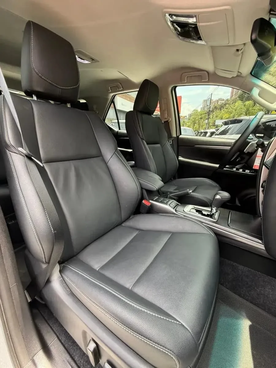 Picape Toyota Fortuner SRV 2026 em Belo Horizonte — foto 7