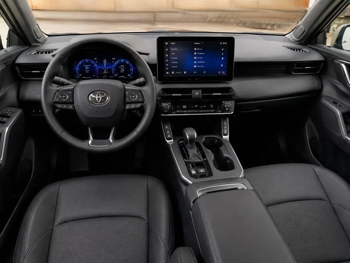 SUV Toyota RAV4 Limited HEV 2026 em Rio de Janeiro — foto 6