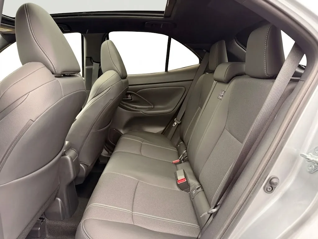 SUV Toyota Yaris Cross HEV 2026 em Manaus — foto 8