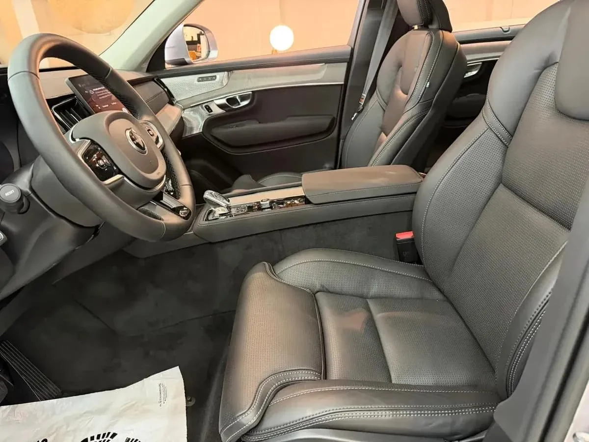 SUV Volvo XC 90 T8 2026 Hybrid em Campinas — foto 5