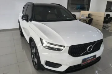 Volvo XC40 2.0 T5 GASOLINA MOMENTUM AWD GEARTRONIC